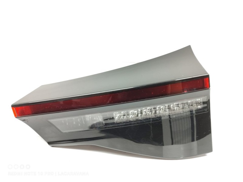 Recambio de piloto trasero derecho interior para toyota yaris cross hybrid 2wd active tech referencia OEM IAM 815800DB70  