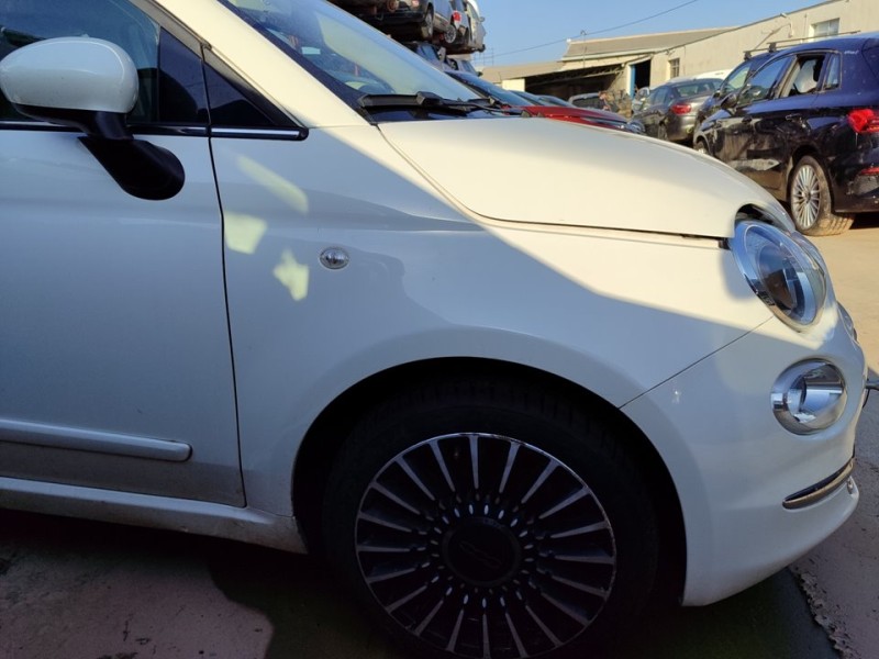 Recambio de aleta delantera derecha para fiat nuova 500 (150) lounge referencia OEM IAM 52015755  