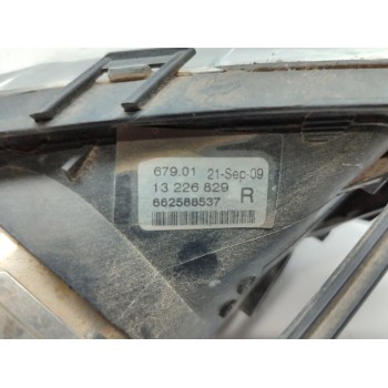 Recambio de faro antiniebla derecho para opel insignia berlina cosmo referencia OEM IAM 13226829  