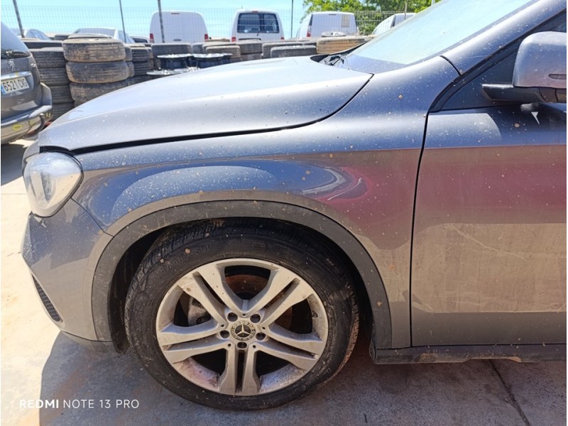 Recambio de aleta delantera izquierda para mercedes-benz clase gla (w156) gla 180 (156.942) referencia OEM IAM A1568800118  