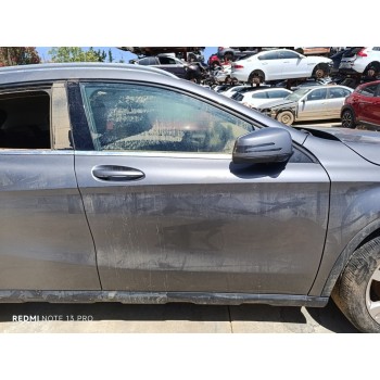 PUERTA DELANTERA DERECHA A1567200205 / 156720020564 