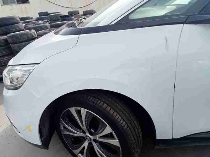 Recambio de aleta delantera izquierda para renault scenic iv grand limited referencia OEM IAM 631012967R  