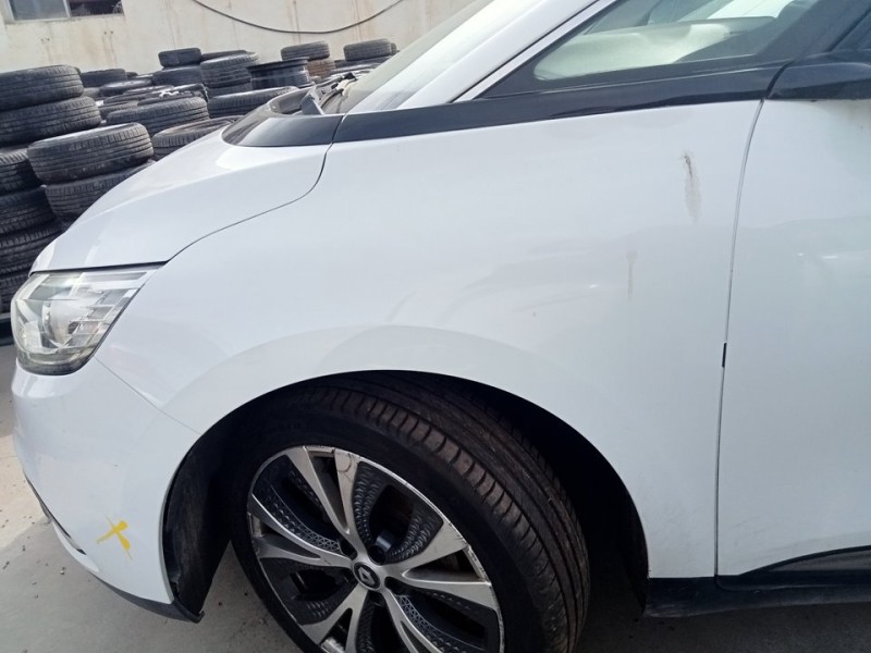 Recambio de aleta delantera izquierda para renault scenic iv grand limited referencia OEM IAM 631012967R  