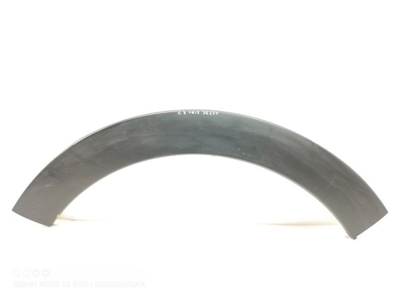 Recambio de aletin trasero izquierdo para citroën c3 feel pack referencia OEM IAM 9812088880  