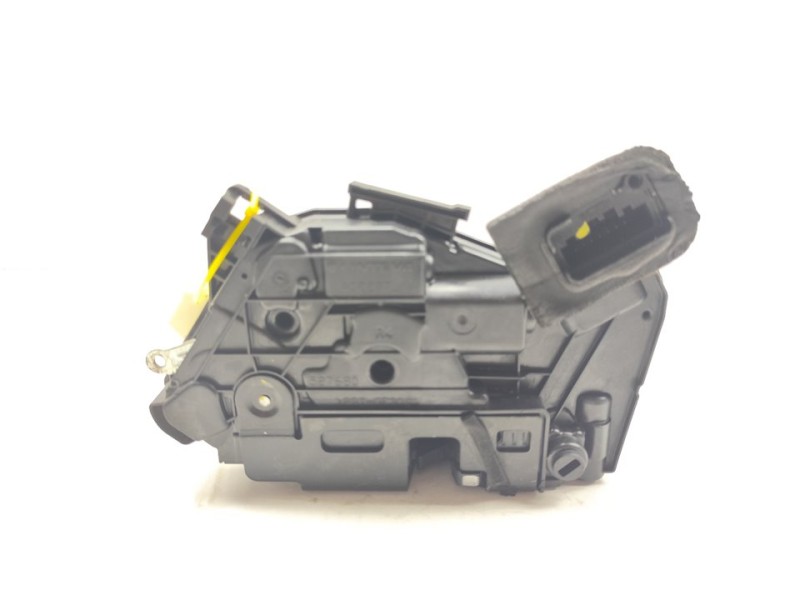 Recambio de cerradura puerta trasera derecha para skoda fabia combi active referencia OEM IAM 5G4839016D  