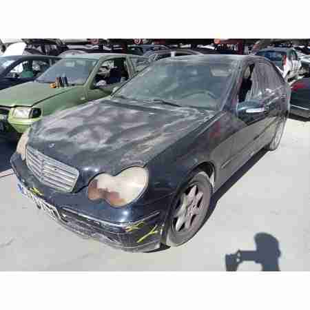 MERCEDES-BENZ CLASE C (W203) BERLINA