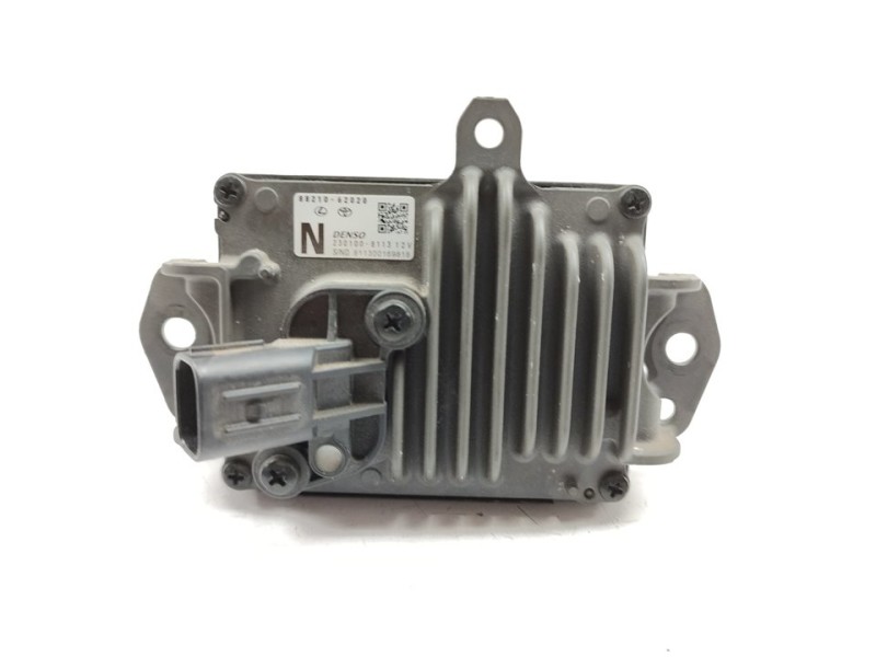 Recambio de modulo electronico para toyota rav4 plug-in hybrid 4x4 advance referencia OEM IAM 8821062020  