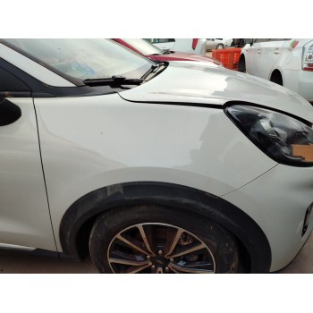 Recambio de aleta delantera derecha para ford puma hybrid titanium design referencia OEM IAM 2407088  