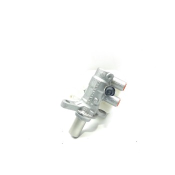 Recambio de bomba freno para land rover range rover velar velar referencia OEM IAM GX732140AA  