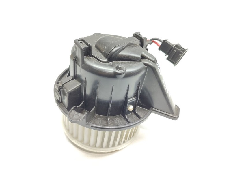 Recambio de ventilador calefaccion para volkswagen polo edition referencia OEM IAM 2Q1819021  