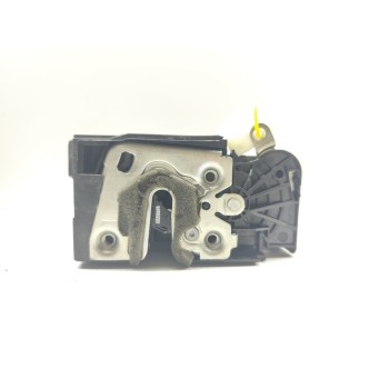 CERRADURA PUERTA DELANTERA DERECHA 805027878R / 805024778R 