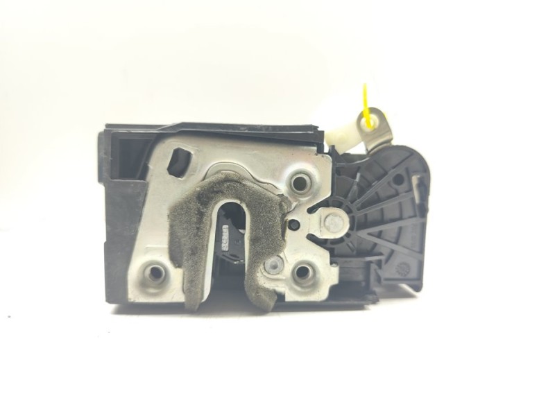 Recambio de cerradura puerta delantera derecha para dacia duster ii comfort referencia OEM IAM 805027878R  