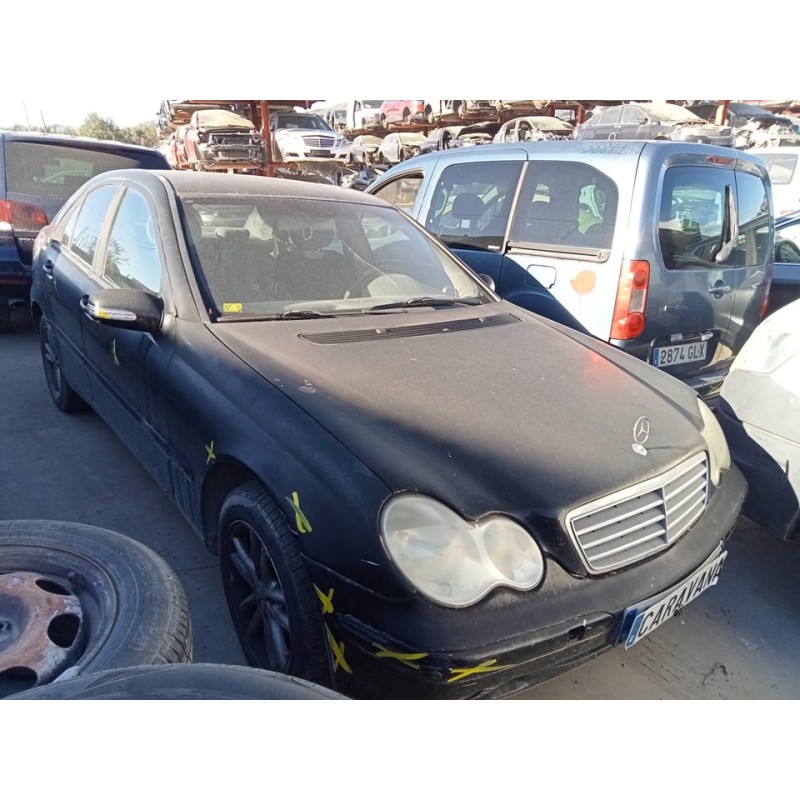 mercedes-benz clase c (w203) berlina del año 2002