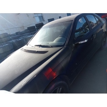 mercedes-benz clase c (w203) berlina del año 2002