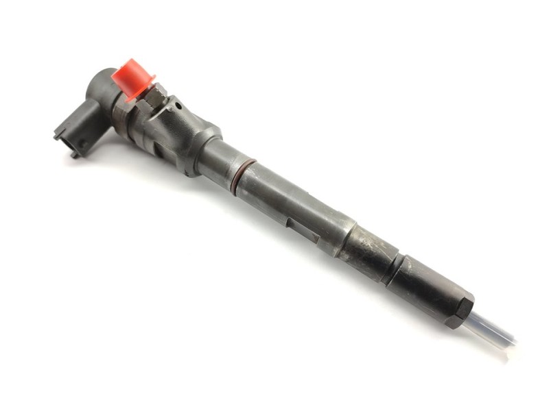 Recambio de inyector para kia sorento 2.5 crdi referencia OEM IAM 0445110275  