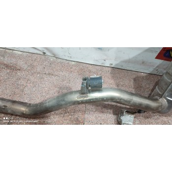 Recambio de tubo escape trasero para land rover range rover evoque evoque hse referencia OEM IAM K8D25K254HB  