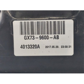 Recambio de filtro aire para land rover range rover velar velar referencia OEM IAM GX739H736AA  