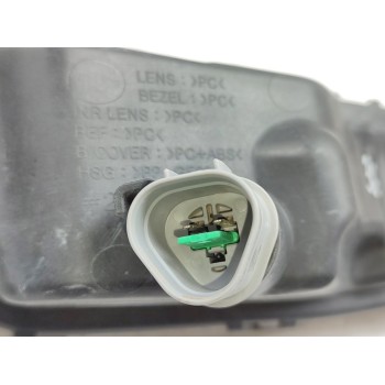 Recambio de piloto delantero izquierdo para hyundai tucson essence bluedrive 2wd referencia OEM IAM 92207D7000  