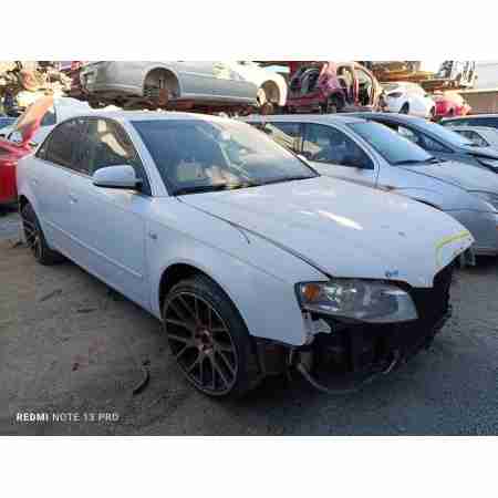 AUDI A4 BERLINA (8E)
