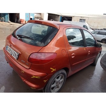 peugeot 206 berlina del año 2001