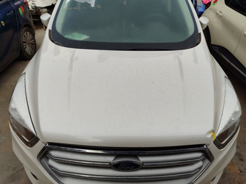 Recambio de capo para ford kuga titanium referencia OEM IAM 2315693  