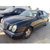mercedes-benz clase e (w210) berlina del año 1999