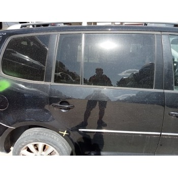 Recambio de puerta trasera derecha para volkswagen touran (1t3) highline referencia OEM IAM 1T0833056S  