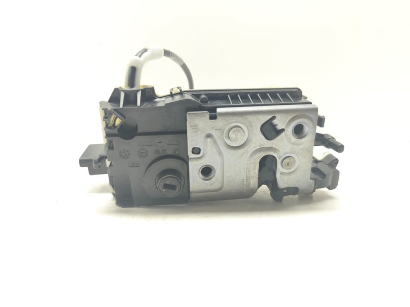 Recambio de cerradura puerta trasera izquierda para peugeot 2008 (--.2013) active referencia OEM IAM 9688080880  