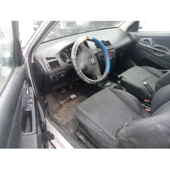 seat ibiza (6k1) del año 2001