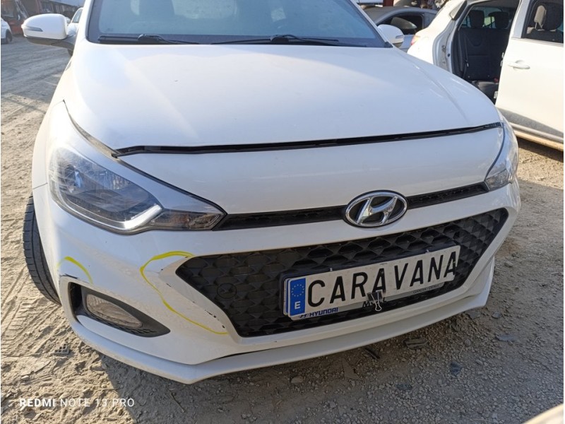Recambio de paragolpes delantero para hyundai i20 basis referencia OEM IAM 86511C8AA0  