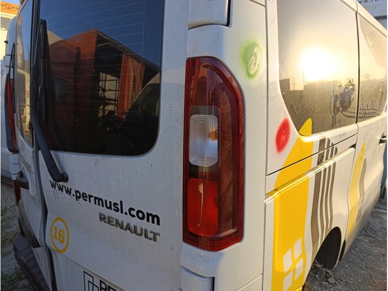 Recambio de piloto trasero derecho para renault trafic furgón l1h1 2,9t referencia OEM IAM 265504656R  