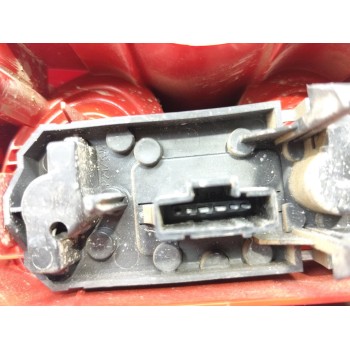 Recambio de piloto trasero derecho para peugeot 1007 dolce referencia OEM IAM 6351V5  