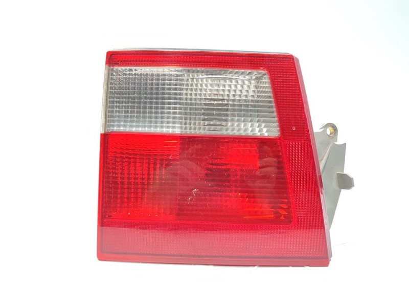 Recambio de piloto trasero izquierdo interior para saab 9-5 familiar 3.0 tid arc referencia OEM IAM 5404645  