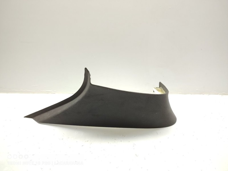 Recambio de moldura para maserati levante diesel referencia OEM IAM 6700485910  