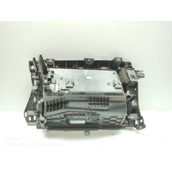 Recambio de guantera para maserati levante diesel referencia OEM IAM 0670049165  