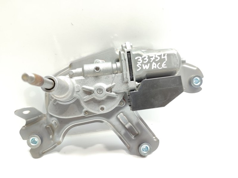 Recambio de motor limpia trasero para suzuki swace 1.8 hybrid gle referencia OEM IAM 8513002070  