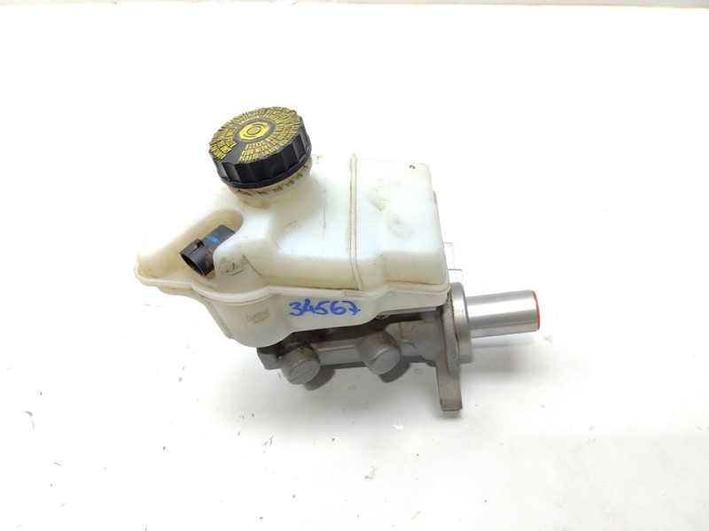 Recambio de bomba freno para maserati levante diesel referencia OEM IAM 673007334  