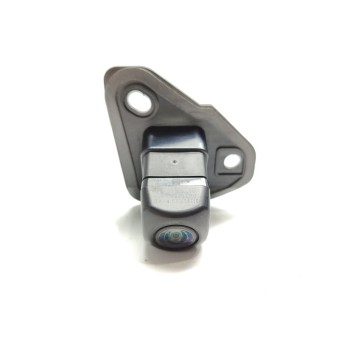 Recambio de camara vision trasera para suzuki swace 1.8 hybrid gle referencia OEM IAM 8679002210  
