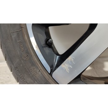 Recambio de juego llantas para citroën c4 cactus shine edition referencia OEM IAM 9800494077  