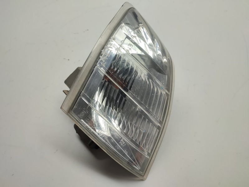 Recambio de piloto delantero derecho para nissan x-trail (t30) comfort referencia OEM IAM 261308H70A  