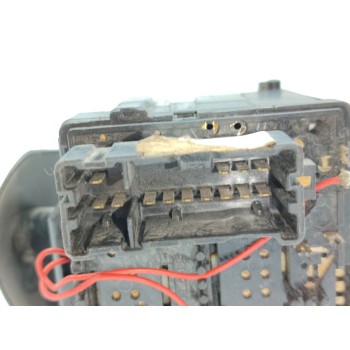 Recambio de mando limpia para dacia dokker ambiance referencia OEM IAM 681727472R  