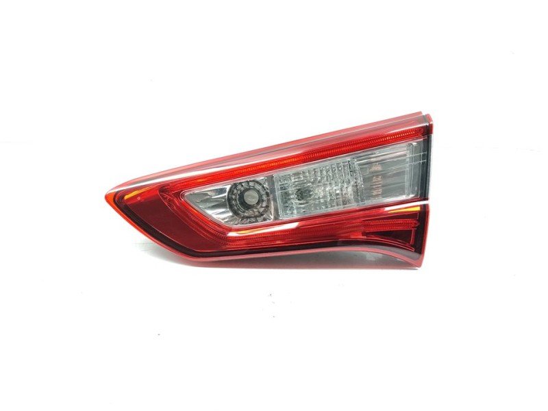 Recambio de piloto trasero derecho interior para toyota yaris active referencia OEM IAM 815800D620  