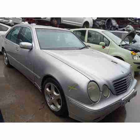 MERCEDES-BENZ CLASE E (W210) BERLINA DIESEL