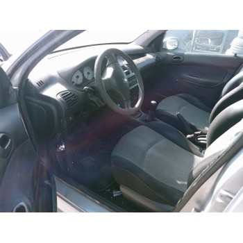 peugeot 206 berlina del año 2003