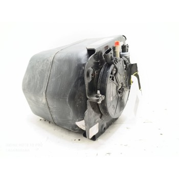 Recambio de deposito adblue para land rover range rover velar velar referencia OEM IAM HK835J228AE  