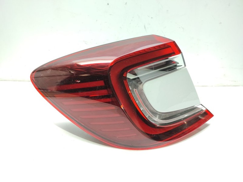 Recambio de piloto trasero izquierdo para renault captur ii intens referencia OEM IAM 265555698R  