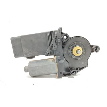 Recambio de motor elevalunas delantero izquierdo para volkswagen golf iv variant (1j5) highline referencia OEM IAM 0130821765  
