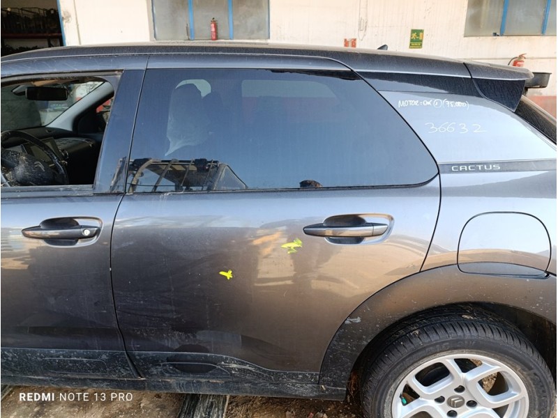 Recambio de puerta trasera izquierda para citroën c4 cactus c-series referencia OEM IAM 9821336680  
