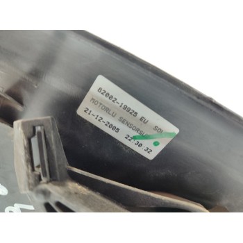 Recambio de retrovisor izquierdo para renault megane ii classic berlina dynamique referencia OEM IAM 8200219925  