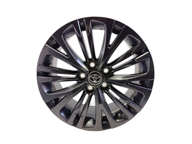 Recambio de llanta para toyota yaris cross hybrid awd-i premiere edition referencia OEM IAM 426110DK80  